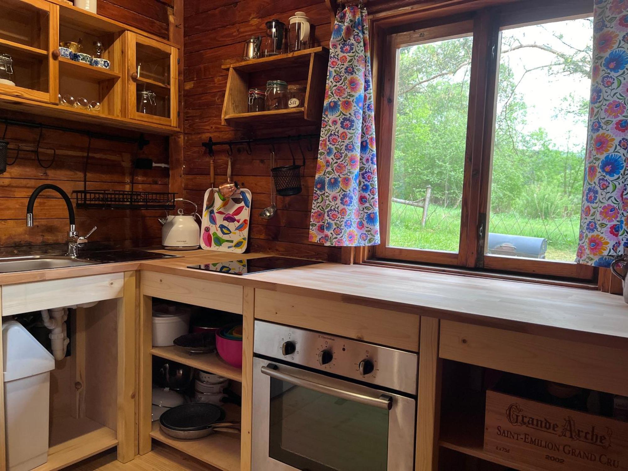 Drewniany Domek Bb Nad Rzeka Powrożnik Buitenkant foto